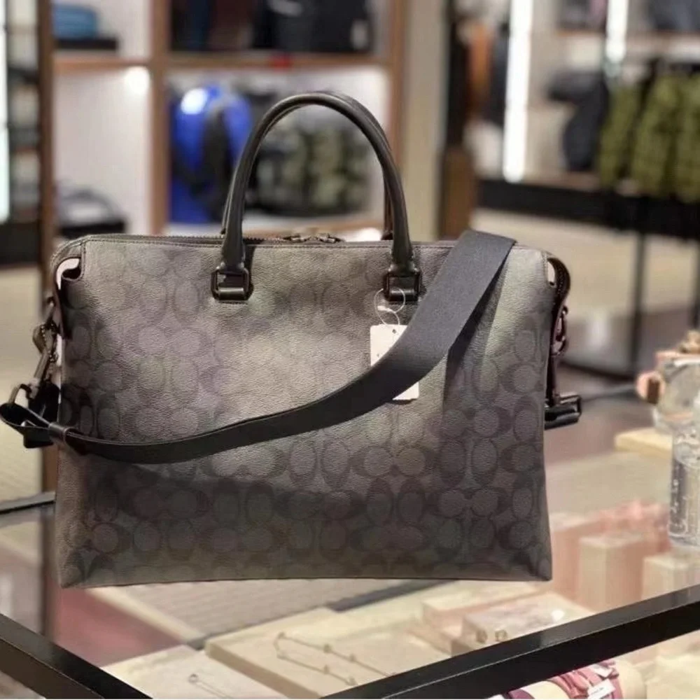 Coach Beckett Pocket Brief In Signature Canvas - Picture 3 of 6